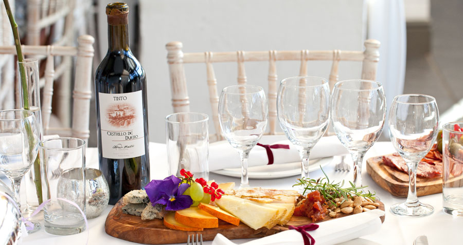 Catering in Style by La Farola‏