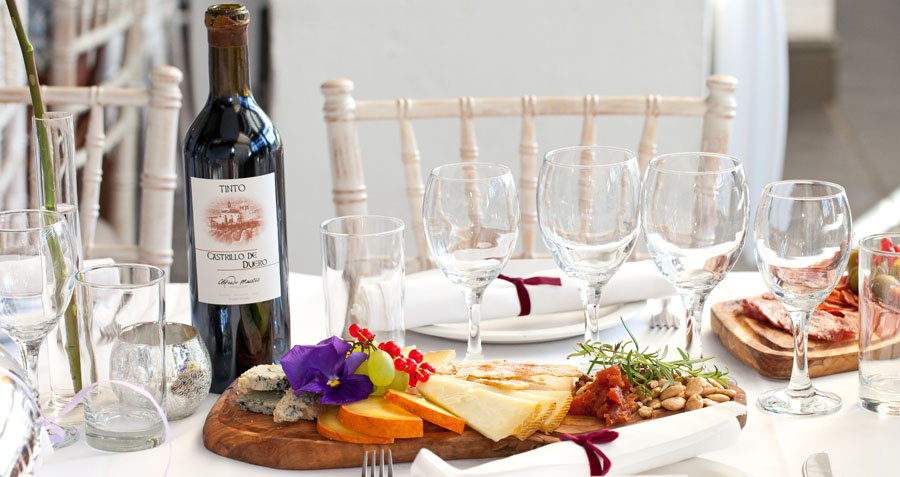 Catering in Style by La Farola‏